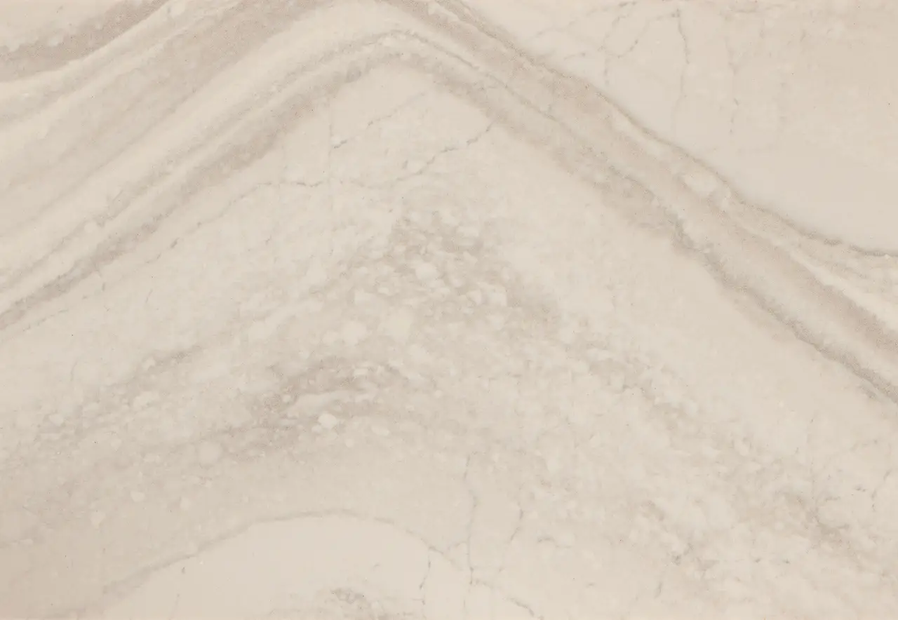 Everleigh Warm™ Design Detail Slab Inspiration